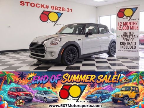 Used 2018 MINI Cooper 4-Door Hardtop FWD image 1