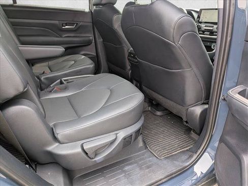 Certified 2026 Toyota Grand Highlander AWD image 16