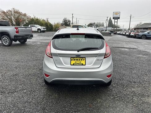 Used 2018 Ford Fiesta SE image 4