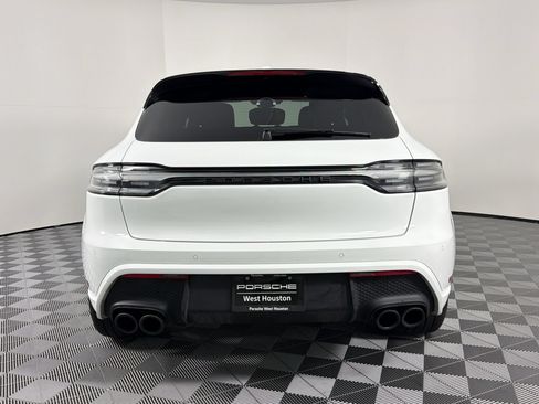 Certified 2026 Porsche Macan AWD/4WD image 10