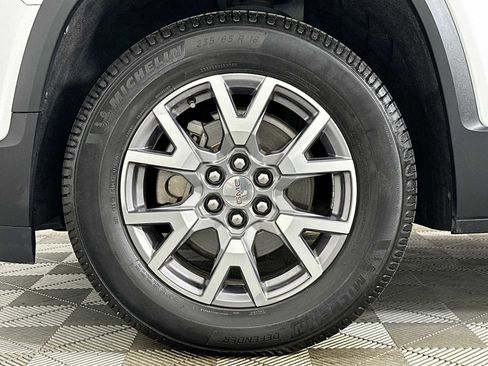 Used 2020 GMC Acadia SLT image 29