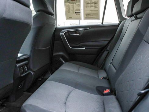 Used 2023 Toyota RAV4 XLE image 18