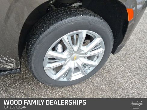 Used 2021 Chevrolet Suburban High Country w/ Premium Package image 28