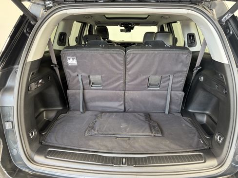 Used 2023 Jeep Grand Cherokee L Limited w/ Luxury Tech Group II AWD/4WD image 15
