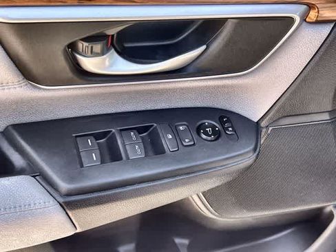Used 2017 Honda CR-V EX image 29