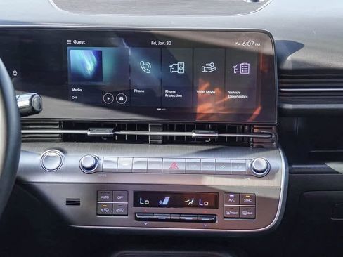 Used 2024 Hyundai Kona SEL image 12