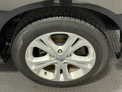 Used 2018 Dodge Grand Caravan SXT image 20