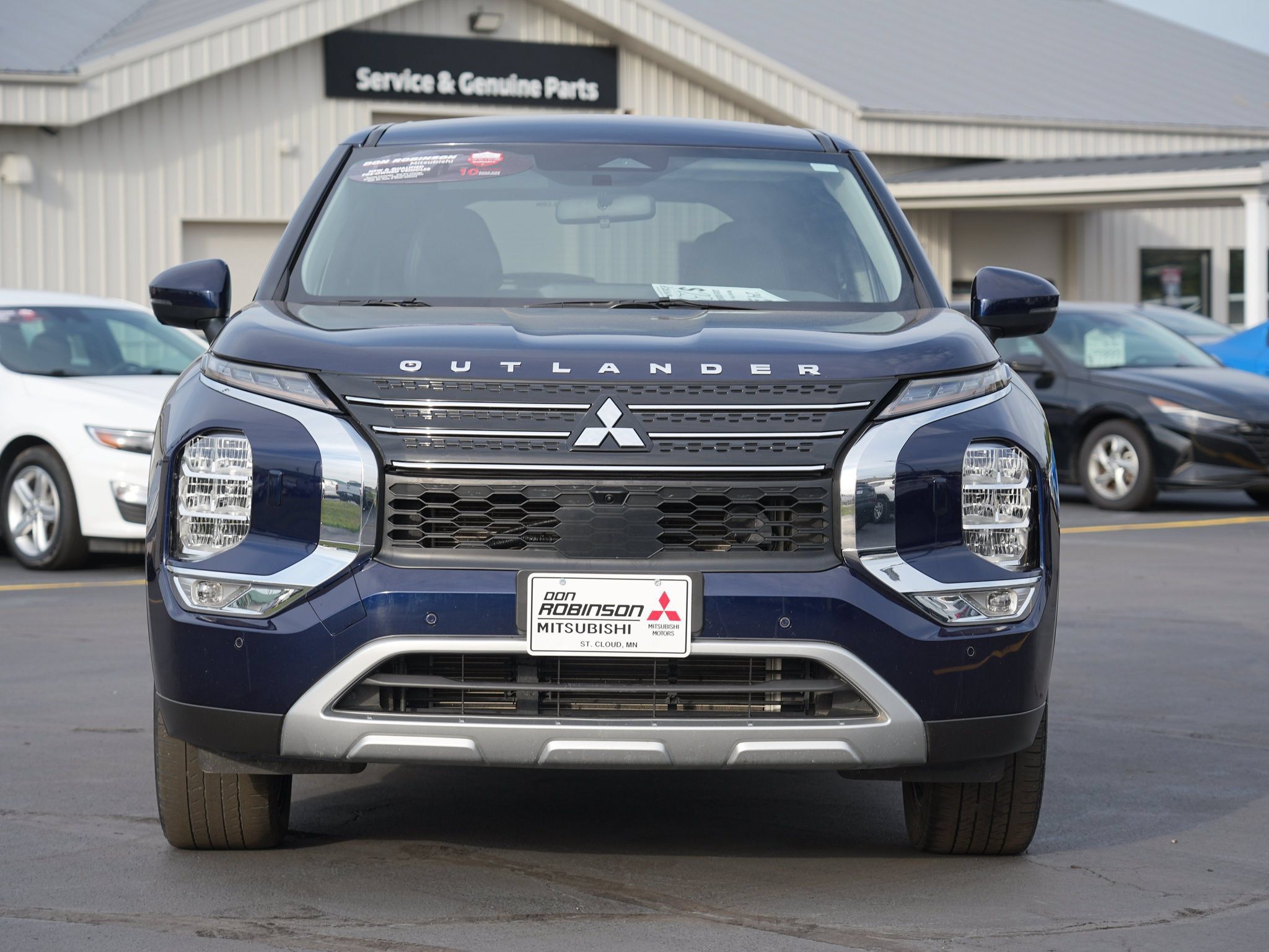Used 2024 Mitsubishi Outlander SE AWD/4WD image 9