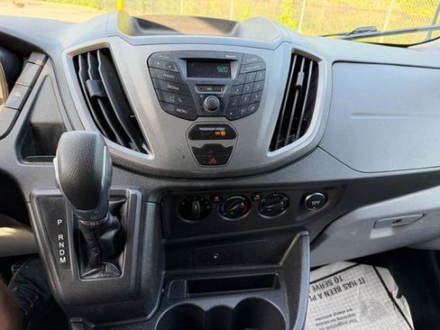 Used 2019 Ford Transit 150 130 Low Roof RWD image 20