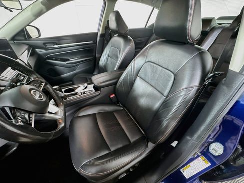 Used 2024 Nissan Altima 2.5 SR w/ SR Premium Package AWD/4WD image 15