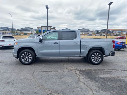 Used 2024 Chevrolet Silverado 1500 LT AWD/4WD image 2