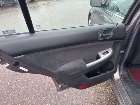 Used 2006 Honda Accord EX image 18