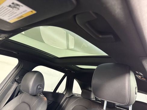 Used 2021 Mercedes-Benz GLC 300 4MATIC image 18