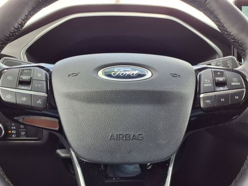 Used 2024 Ford Escape Active w/ Tech Pack #1 AWD/4WD image 16