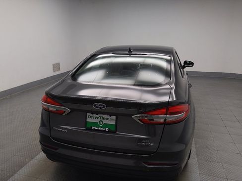 Used 2019 Ford Fusion SE FWD image 7