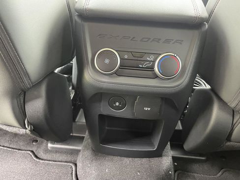 New 2026 Ford Explorer Active w/ Active Comfort Package AWD/4WD image 25
