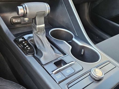 Used 2023 Kia K5 LXS image 31