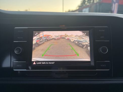 Used 2021 Volkswagen Jetta S w/ Driver Assistance Package image 26