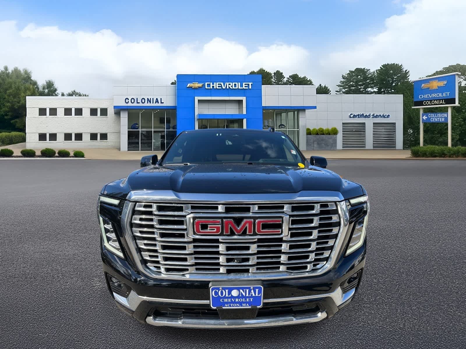 Used 2025 GMC Yukon Denali AWD/4WD image 24