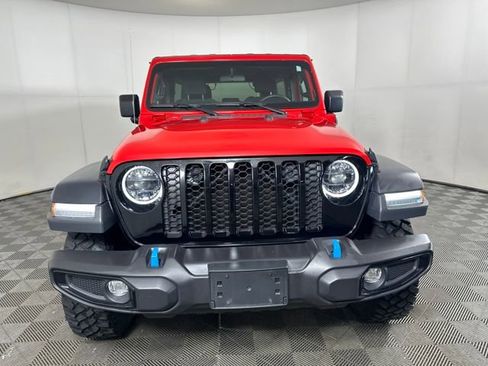 Used 2023 Jeep Wrangler Unlimited w/ Cold Weather Group image 8