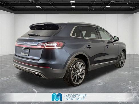 Used 2022 Lincoln Nautilus Reserve image 5