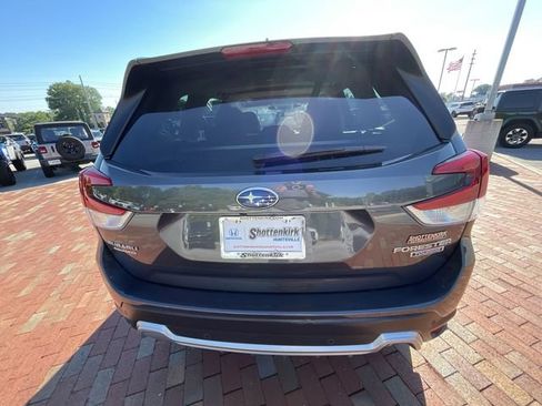 Used 2023 Subaru Forester Touring AWD/4WD image 31
