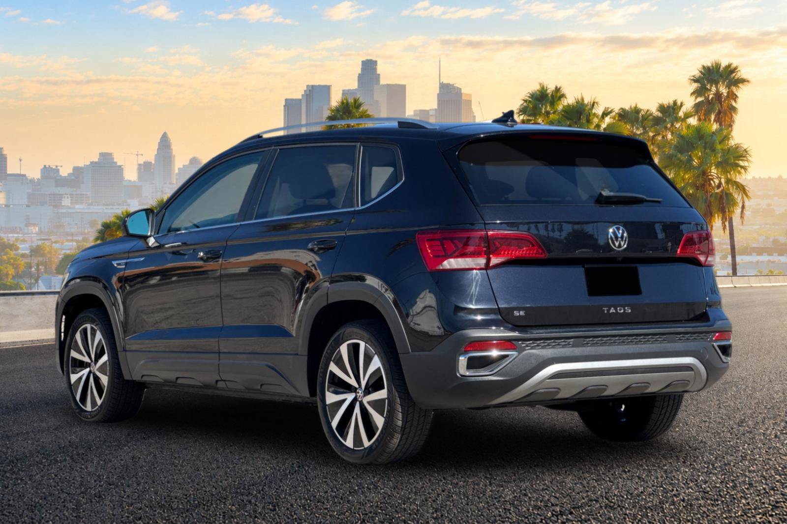Used 2024 Volkswagen Taos SE FWD image 9