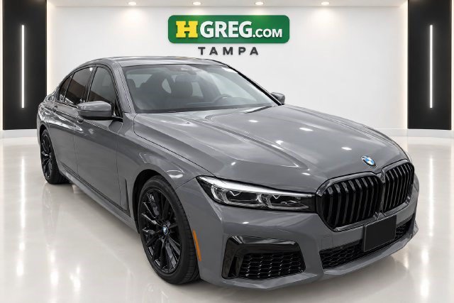 Used 2022 BMW 740i w/ M Sport Package RWD image 4