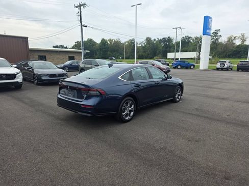 Used 2024 Honda Accord EX image 3
