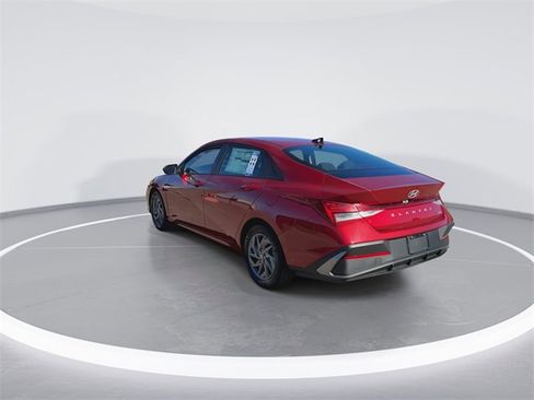 New 2026 Hyundai Elantra Blue image 6