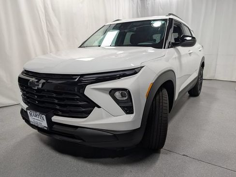 New 2026 Chevrolet TrailBlazer LT w/ Convenience Package AWD/4WD image 8