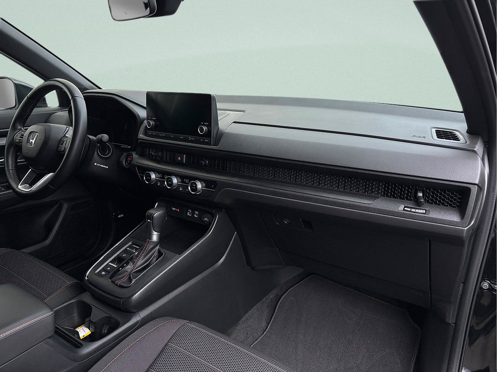 Certified 2025 Honda CR-V Sport image 36