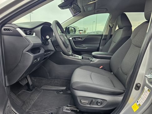 Used 2024 Toyota RAV4 XLE image 50