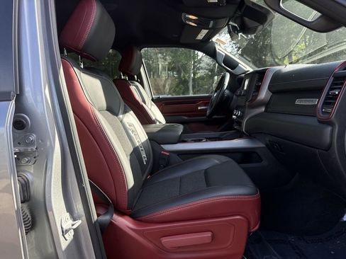 Used 2022 RAM 1500 Rebel AWD/4WD image 25