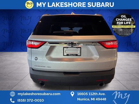 Used 2020 Chevrolet Traverse LT w/ Driver Confidence II Package AWD/4WD image 6