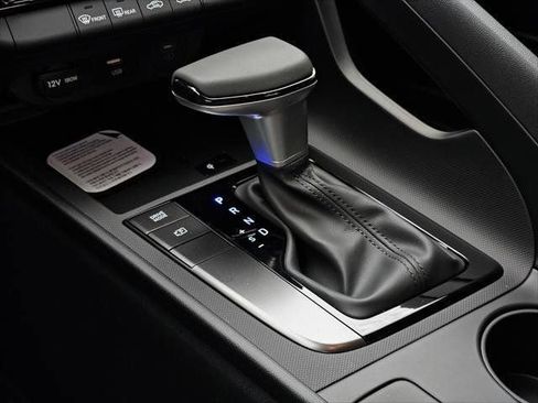 New 2026 Hyundai Elantra Sport FWD image 23