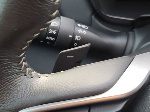 Certified 2025 Subaru Outback Limited image 29