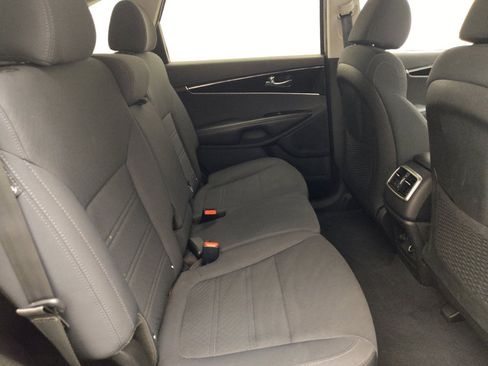 Used 2019 Kia Sorento FWD w/ Option Group 020 image 19