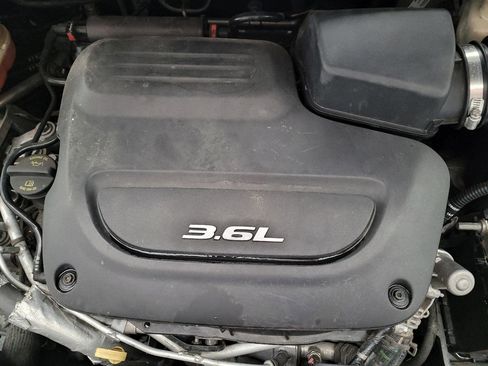 Used 2017 Chrysler Pacifica Limited w/ UConnect Theater Package image 30