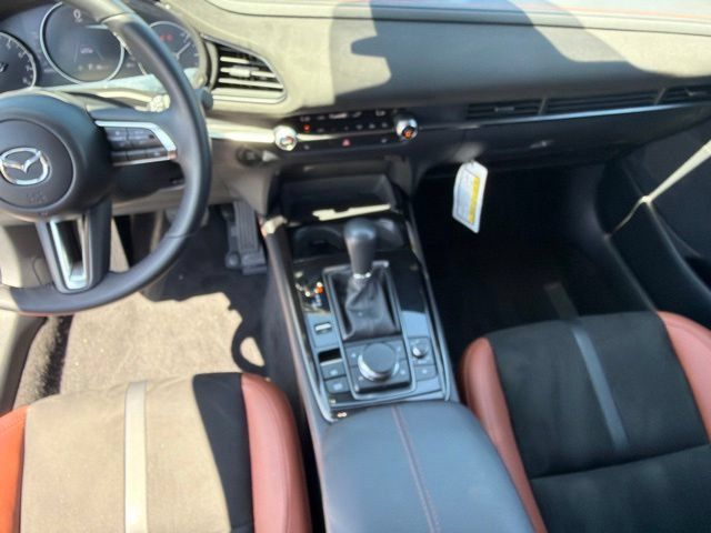 Used 2025 MAZDA CX-30 Carbon AWD/4WD image 28