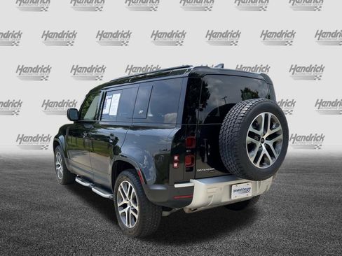 Used 2023 Land Rover Defender 110 SE AWD/4WD image 7