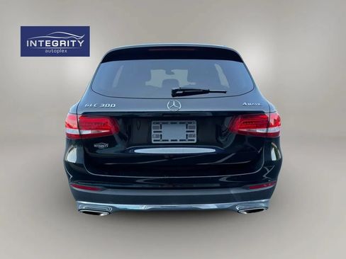 Used 2016 Mercedes-Benz GLC 300 4MATIC image 4