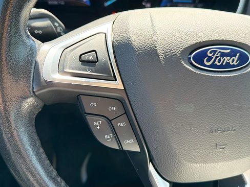 Used 2016 Ford Fusion Energi SE FWD image 12