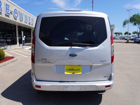 Used 2017 Ford Transit Connect XLT FWD image 5
