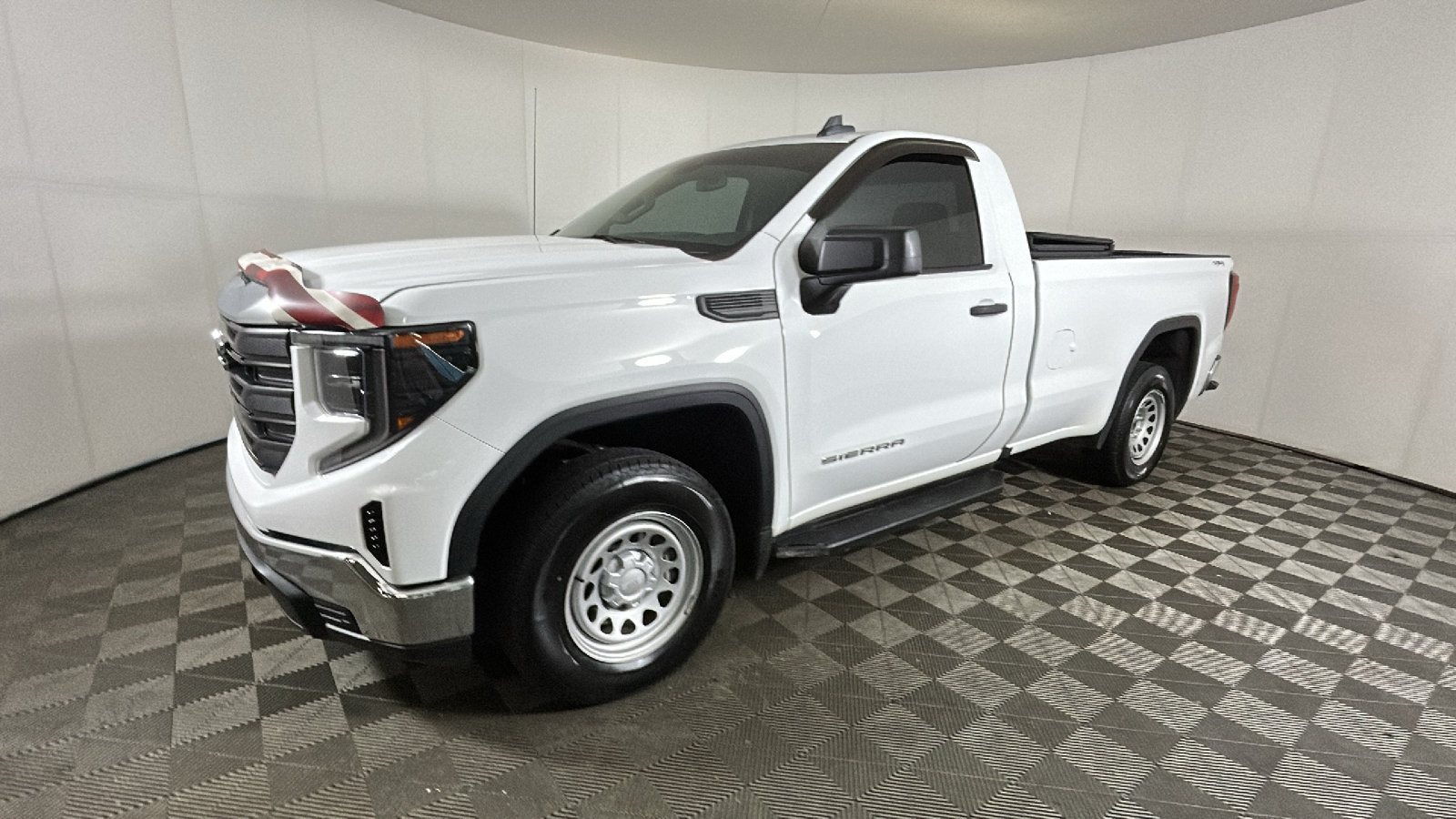 Used 2024 GMC Sierra 1500 Pro w/ Pro Value Package AWD/4WD image 7
