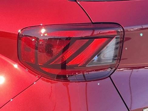 New 2026 Hyundai Venue SEL FWD image 10