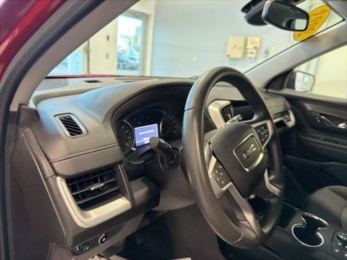 Used 2023 GMC Terrain SLE w/ Driver Convenience Package image 20