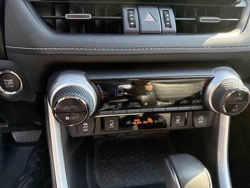 Used 2023 Toyota RAV4 XLE Premium image 21