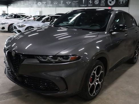 Used 2024 Alfa Romeo Tonale Veloce w/ Active Assist Package image 1