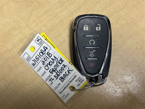 Used 2018 Chevrolet Equinox LT w/ Sun & Infotainment Package image 17